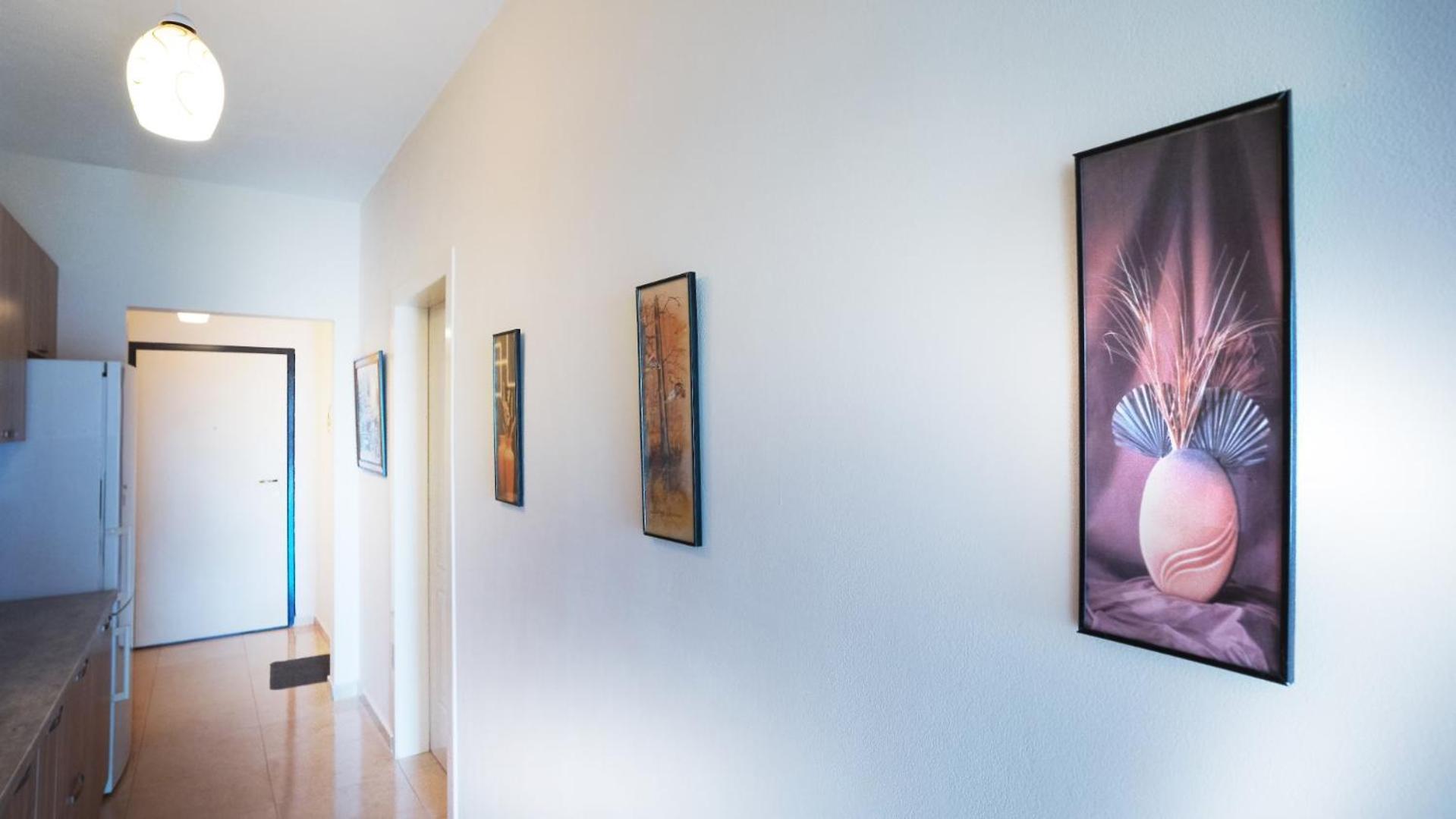 Sea View Apartement Dıraç Dış mekan fotoğraf